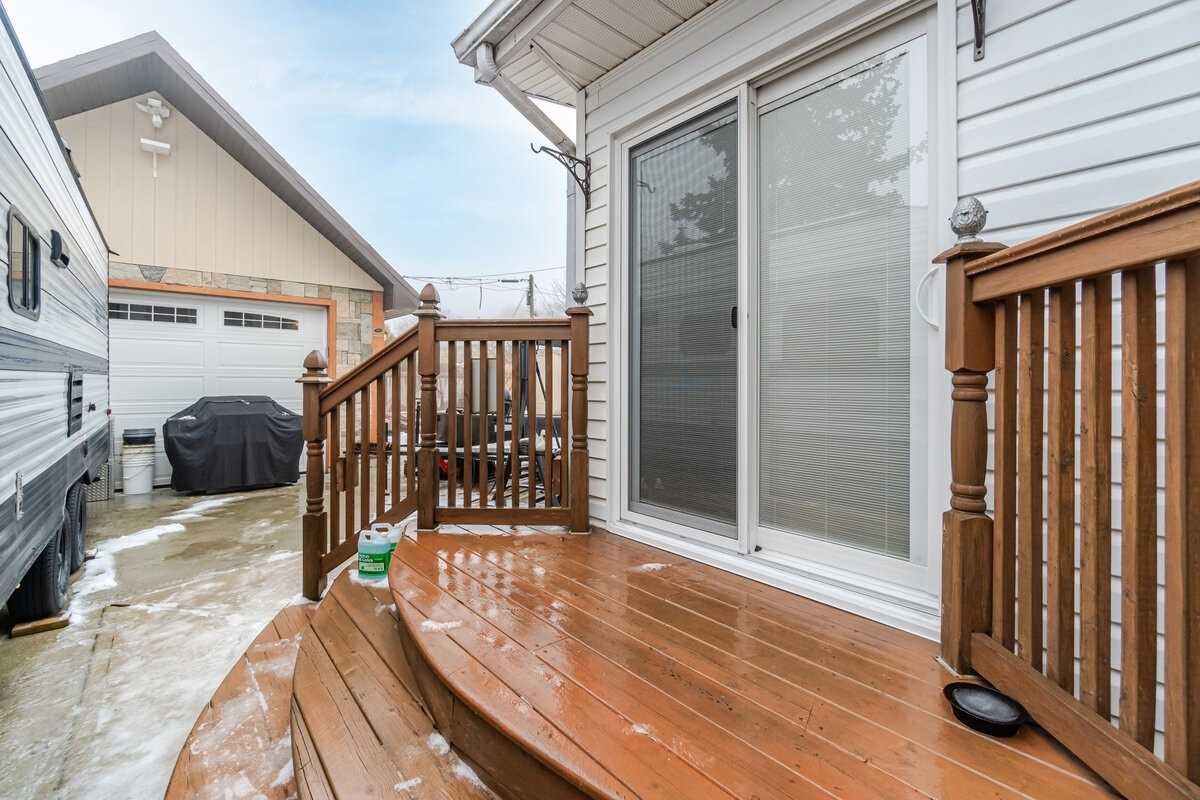 14 Sterne Avenue