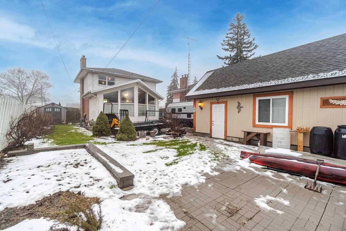 14 Sterne Avenue