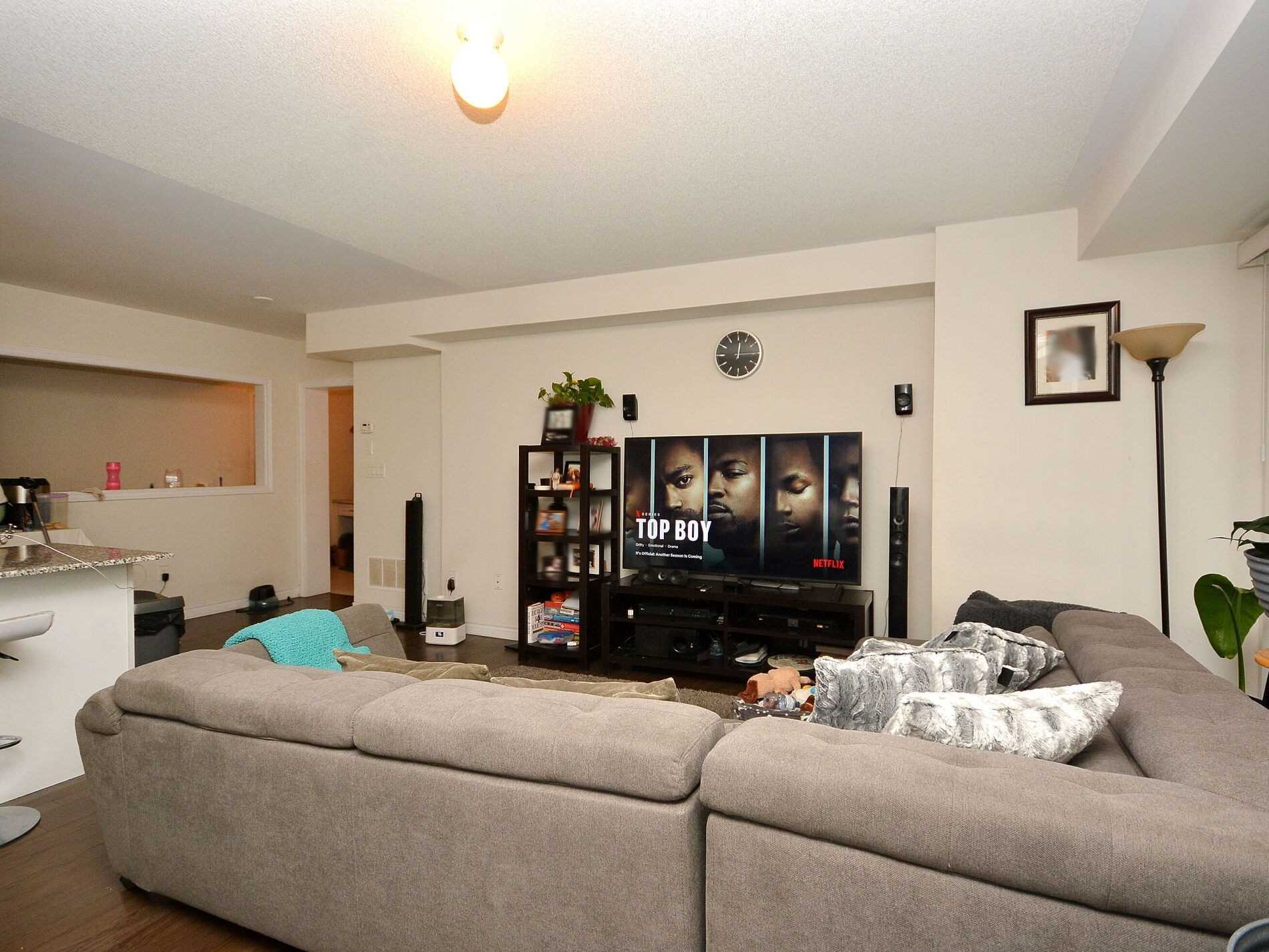 Listing W5875121 - Large Photo # 7