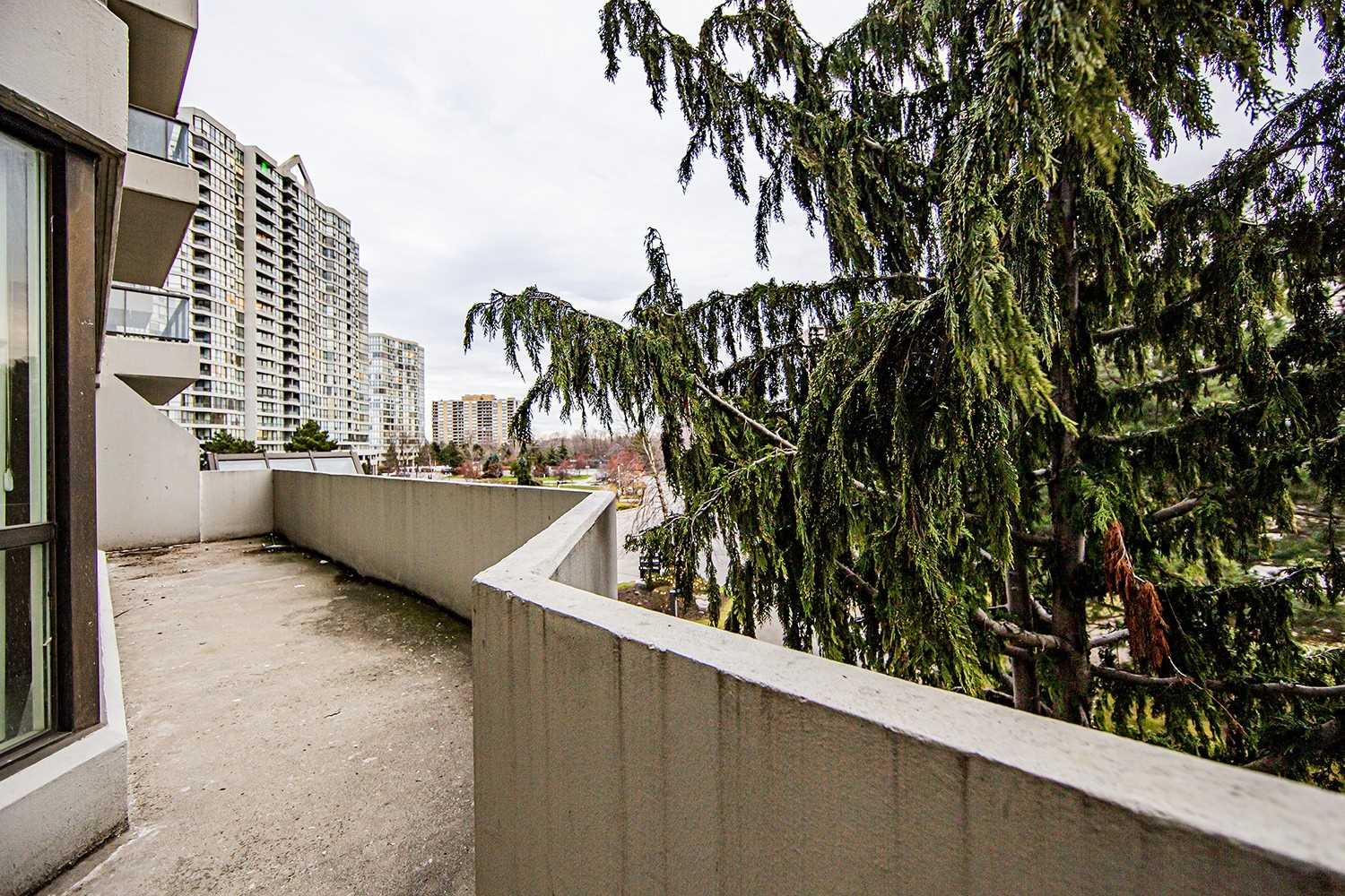 1 Rowntree Rd, #312