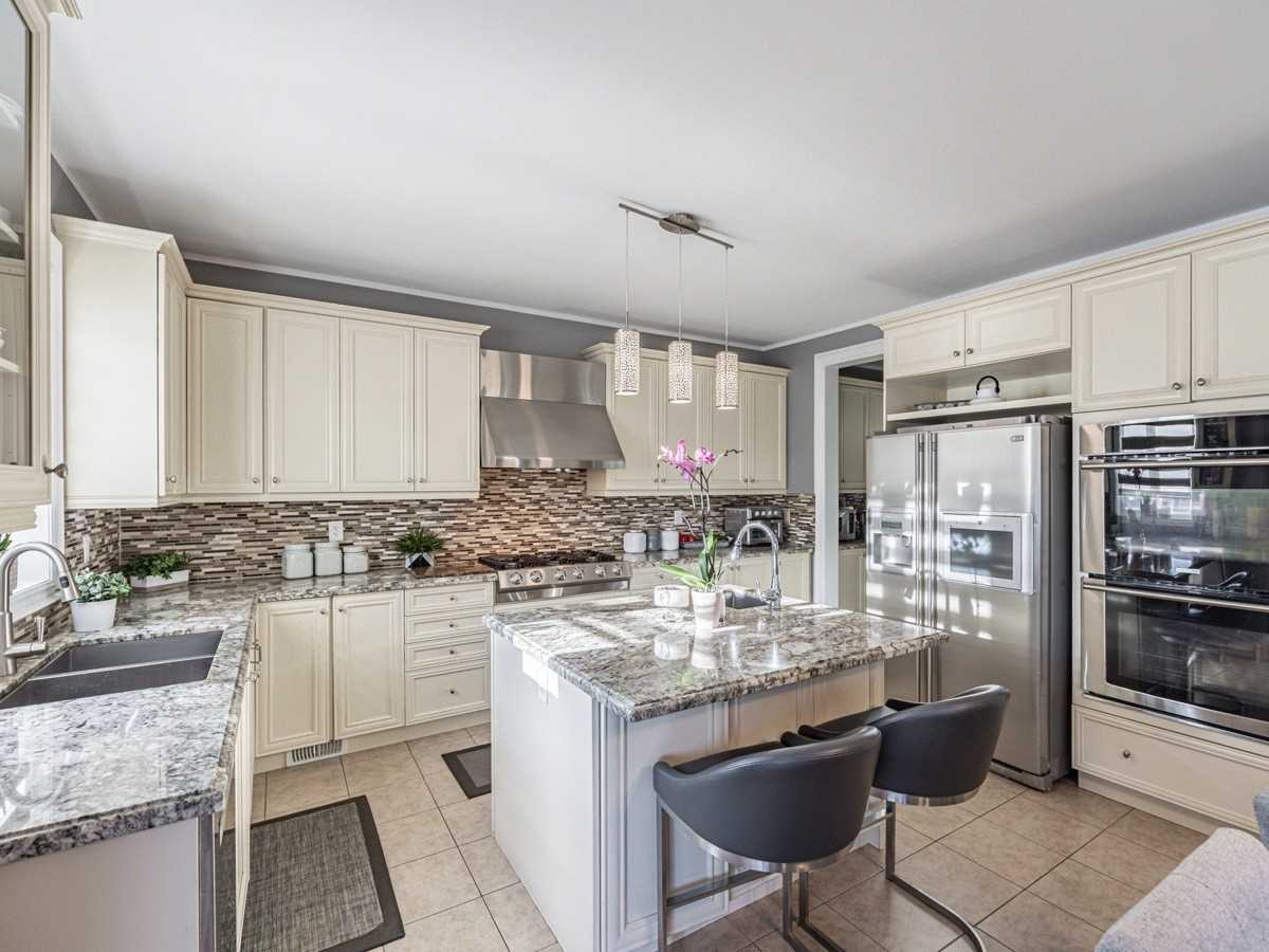 Listing W5875595 - Large Photo # 14