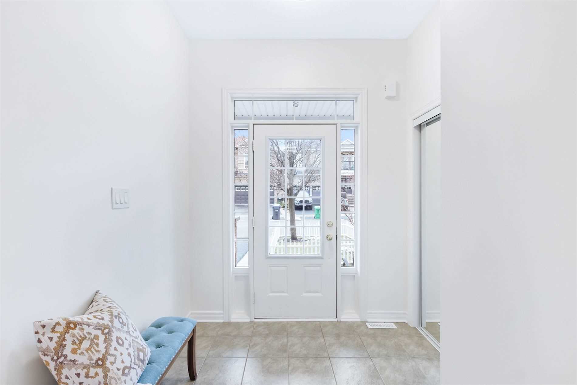 Listing W5875744 - Large Photo # 4