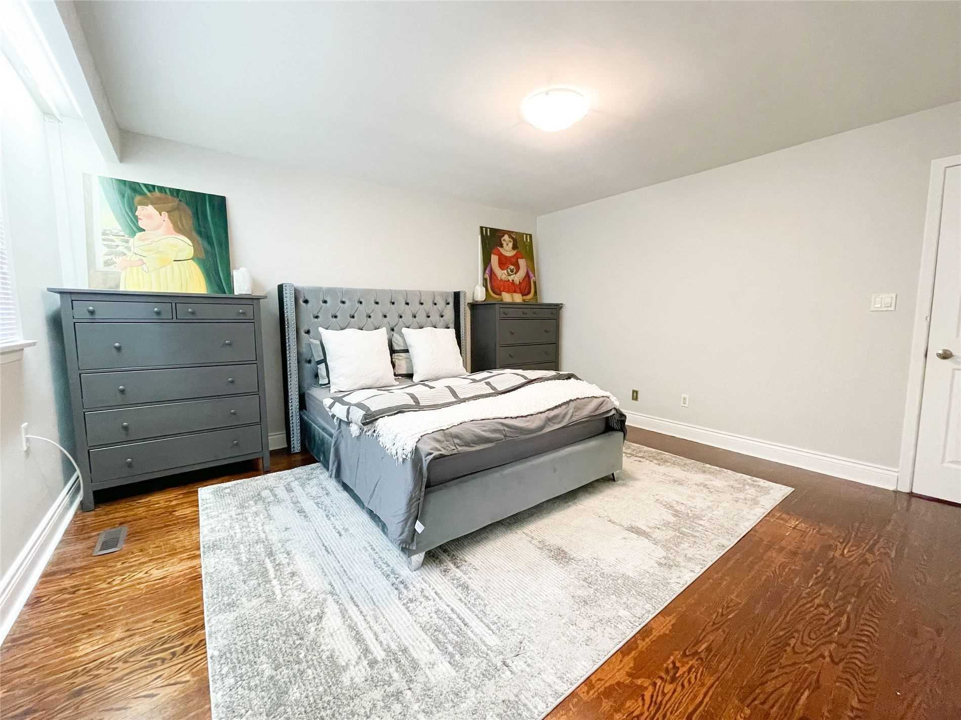 Listing W5875935 - Large Photo # 16