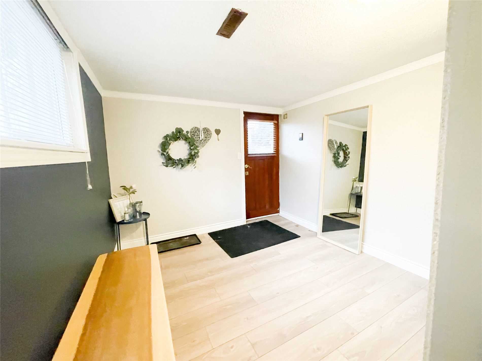 Listing W5875935 - Large Photo # 22