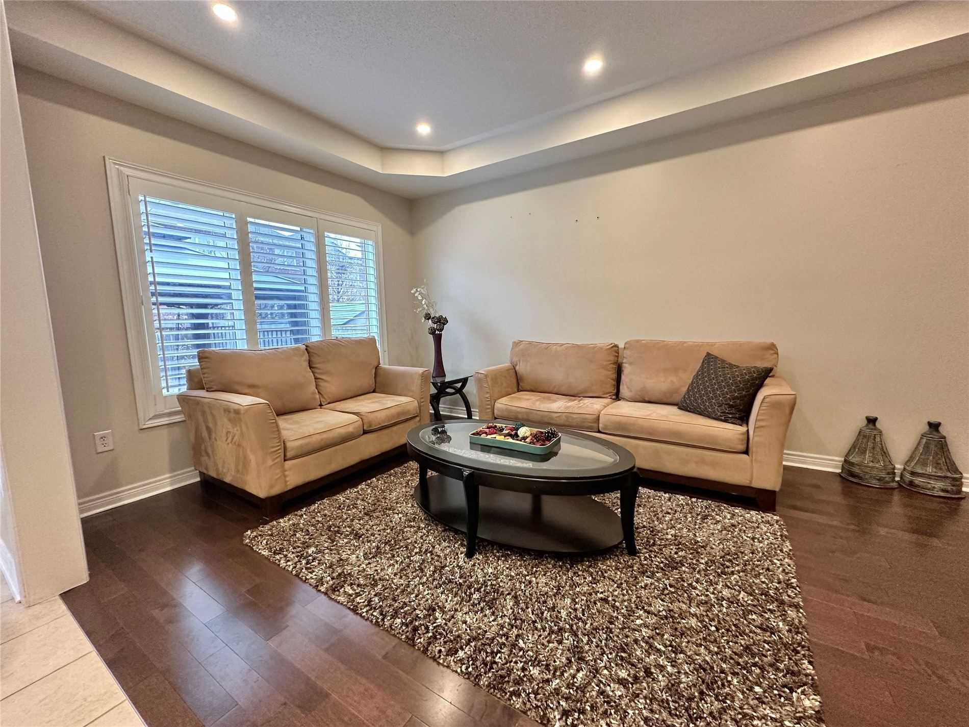 Listing W5876389 - Large Photo # 6