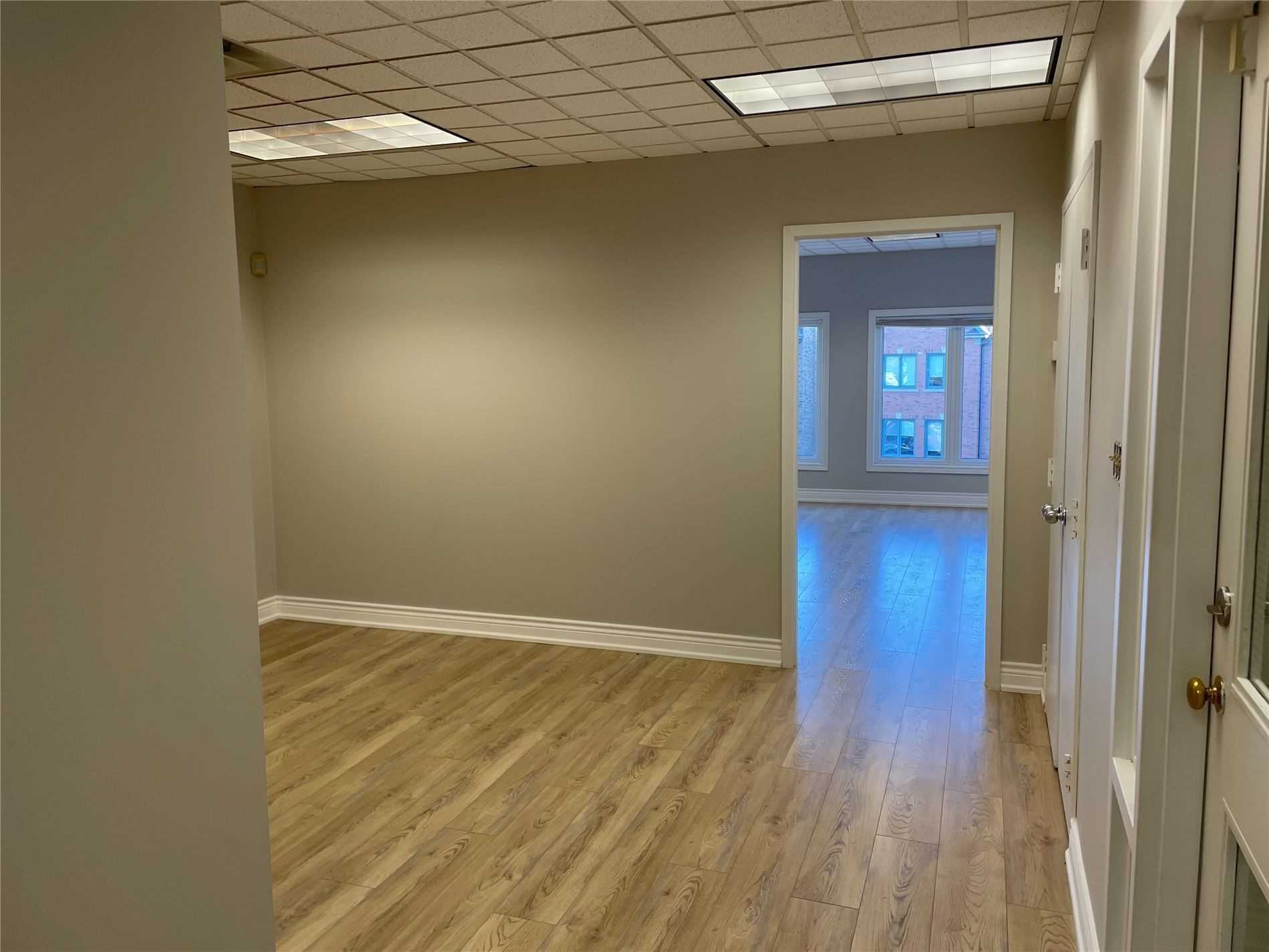 Listing W5876786 - Large Photo # 14