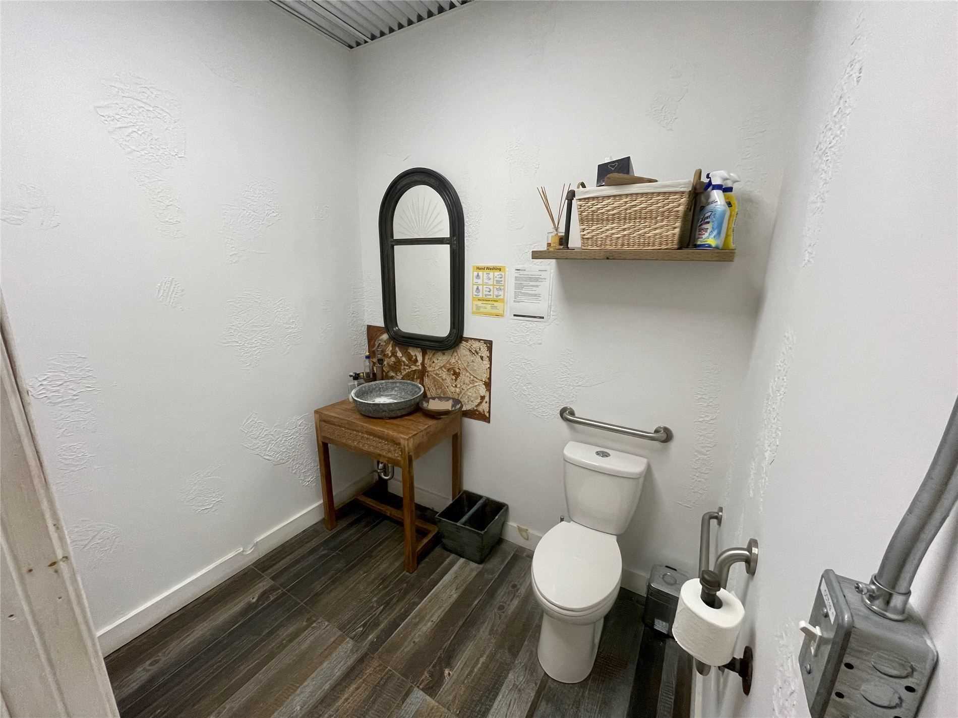 Listing W5876860 - Large Photo # 10