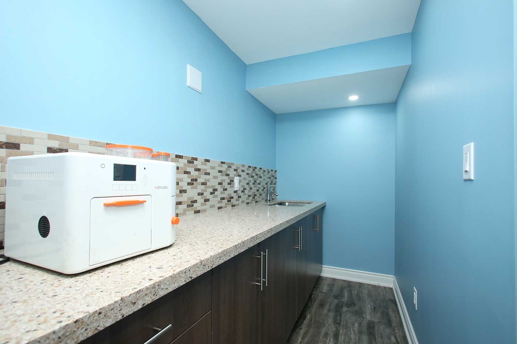 18 Covebank Cres