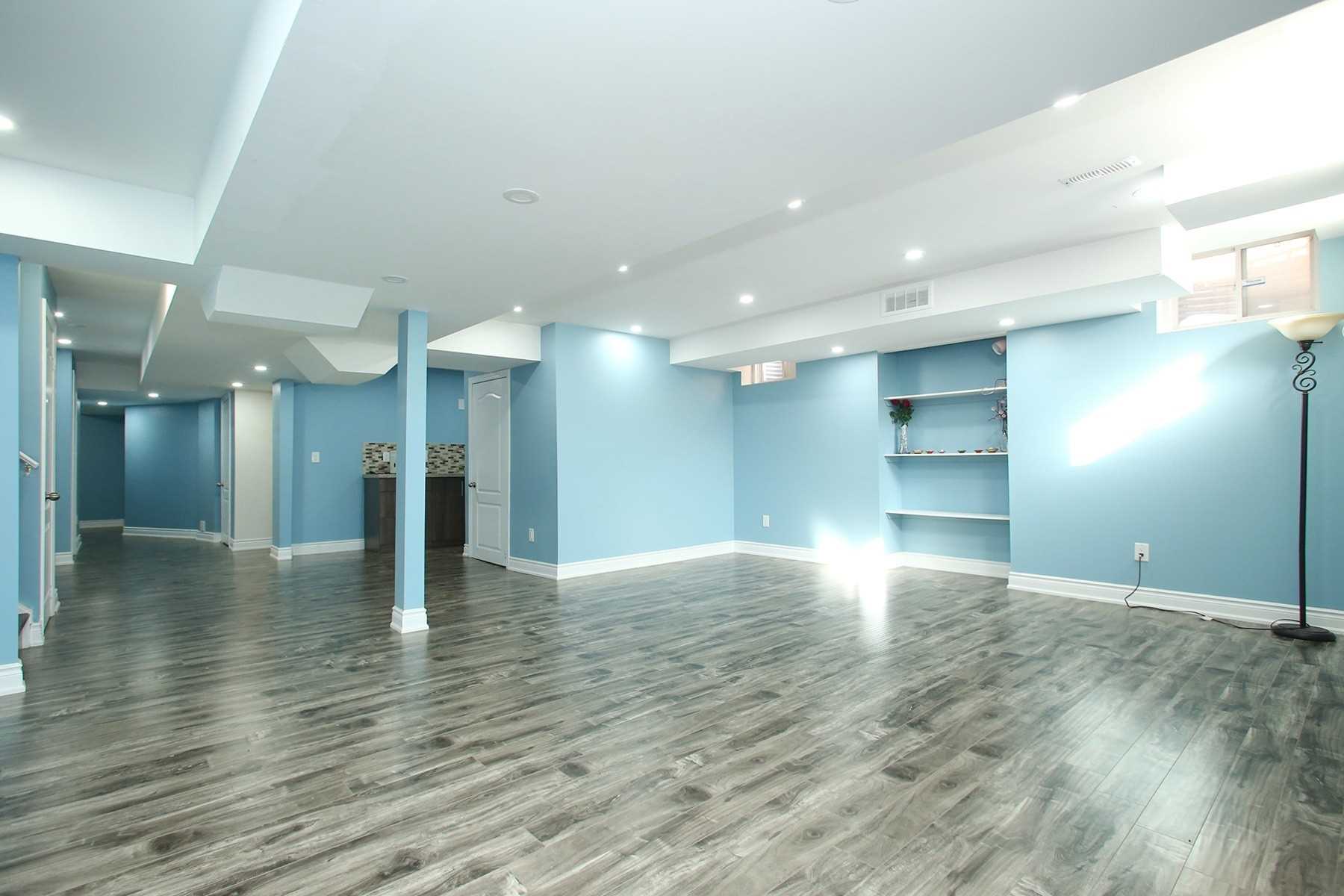 18 Covebank Cres