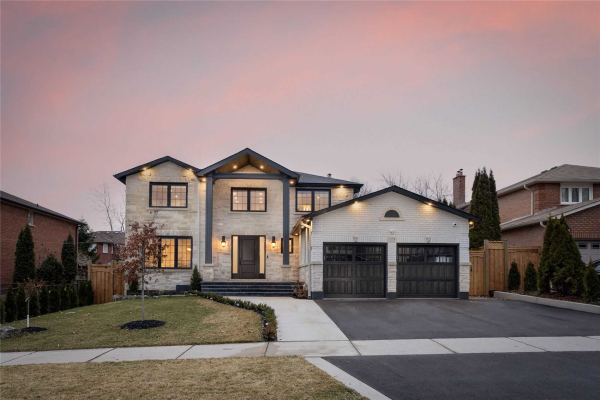 1378 Chalfield Dr, Oakville