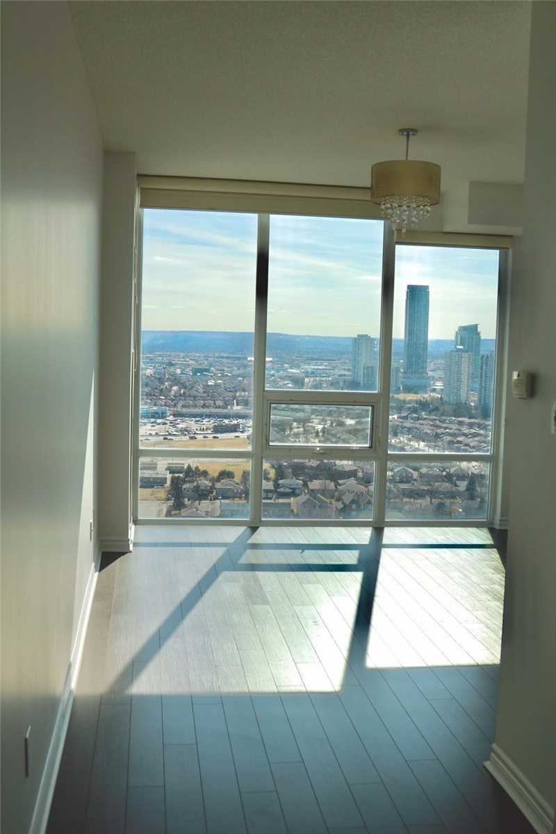Listing W5877019 - Large Photo # 17