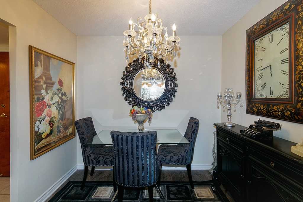Listing W5877138 - Large Photo # 11