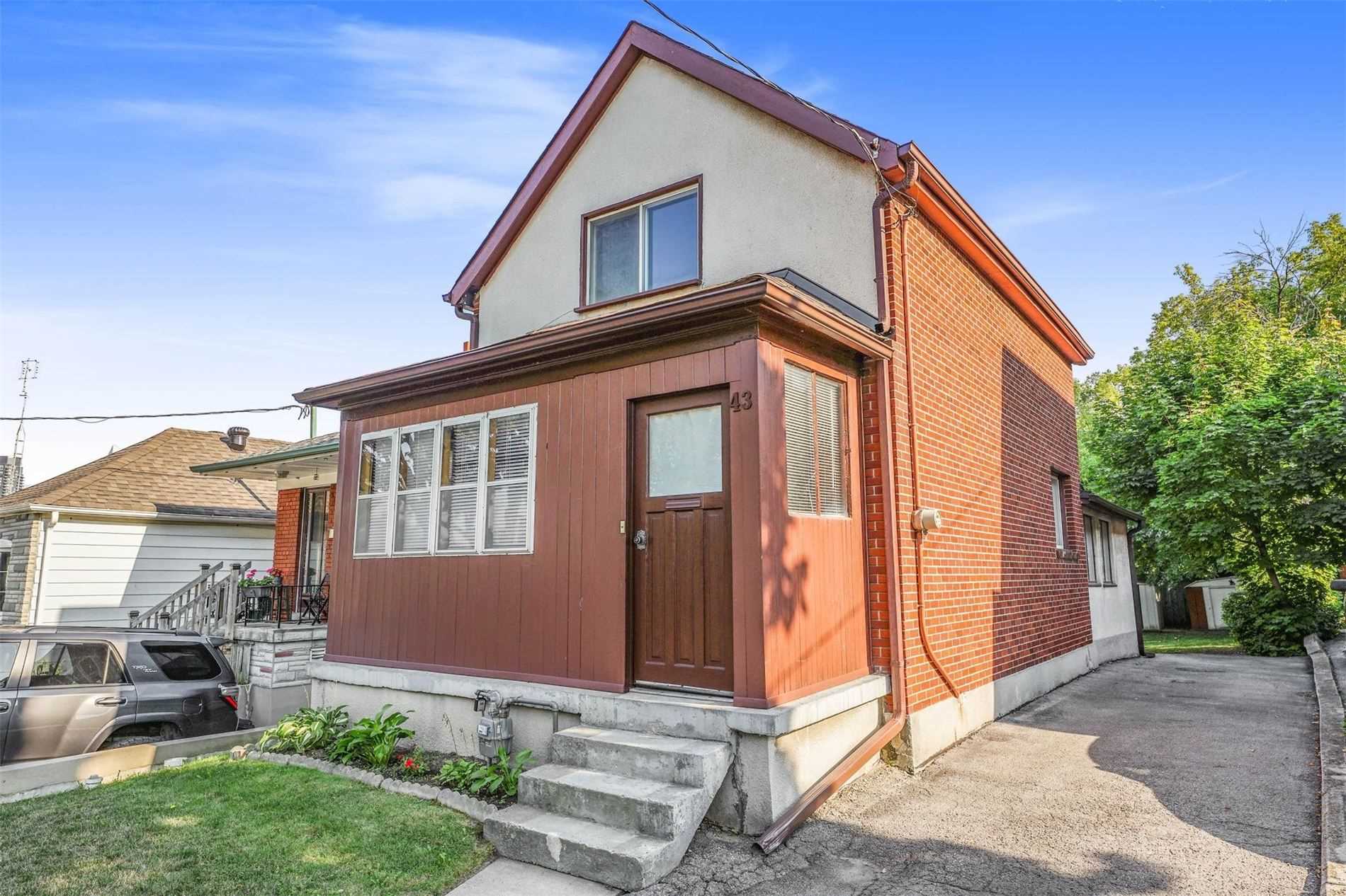 Listing W5877149 - Large Photo # 2