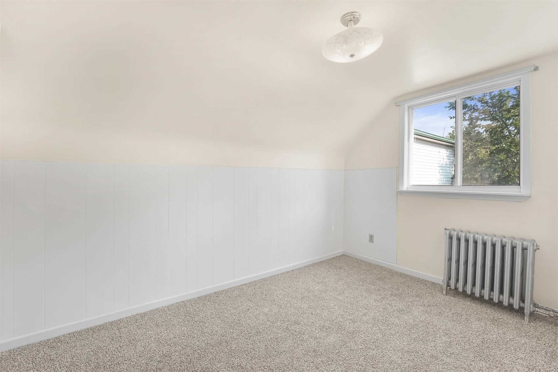 Listing W5877149 - Large Photo # 20