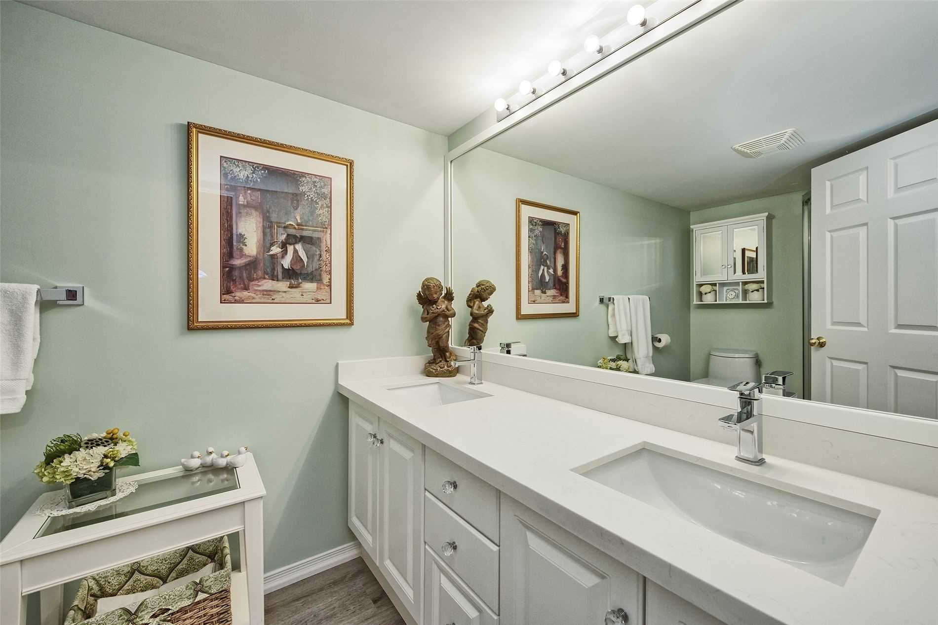 Listing W5877610 - Large Photo # 14