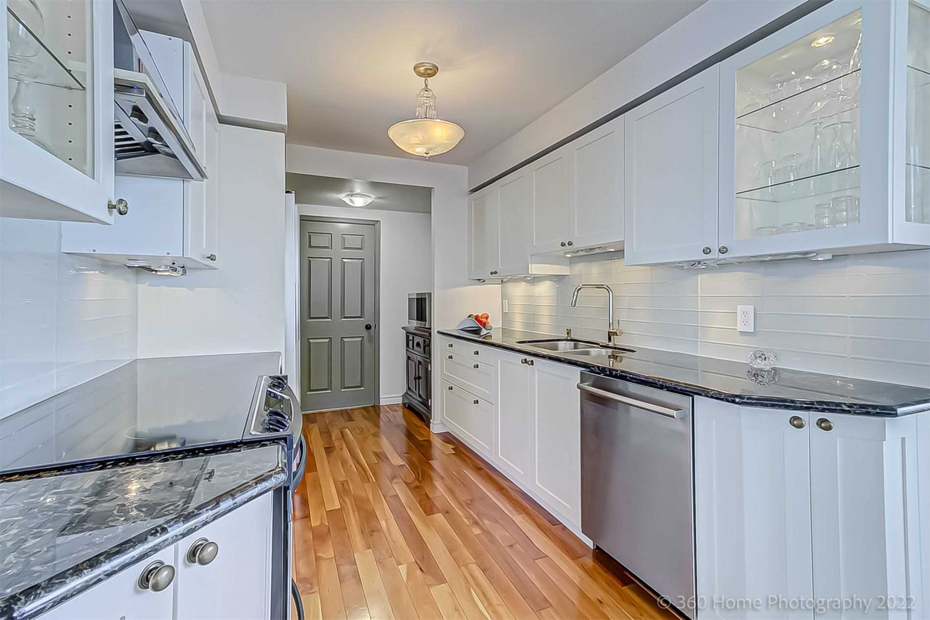 Listing W5877684 - Large Photo # 19