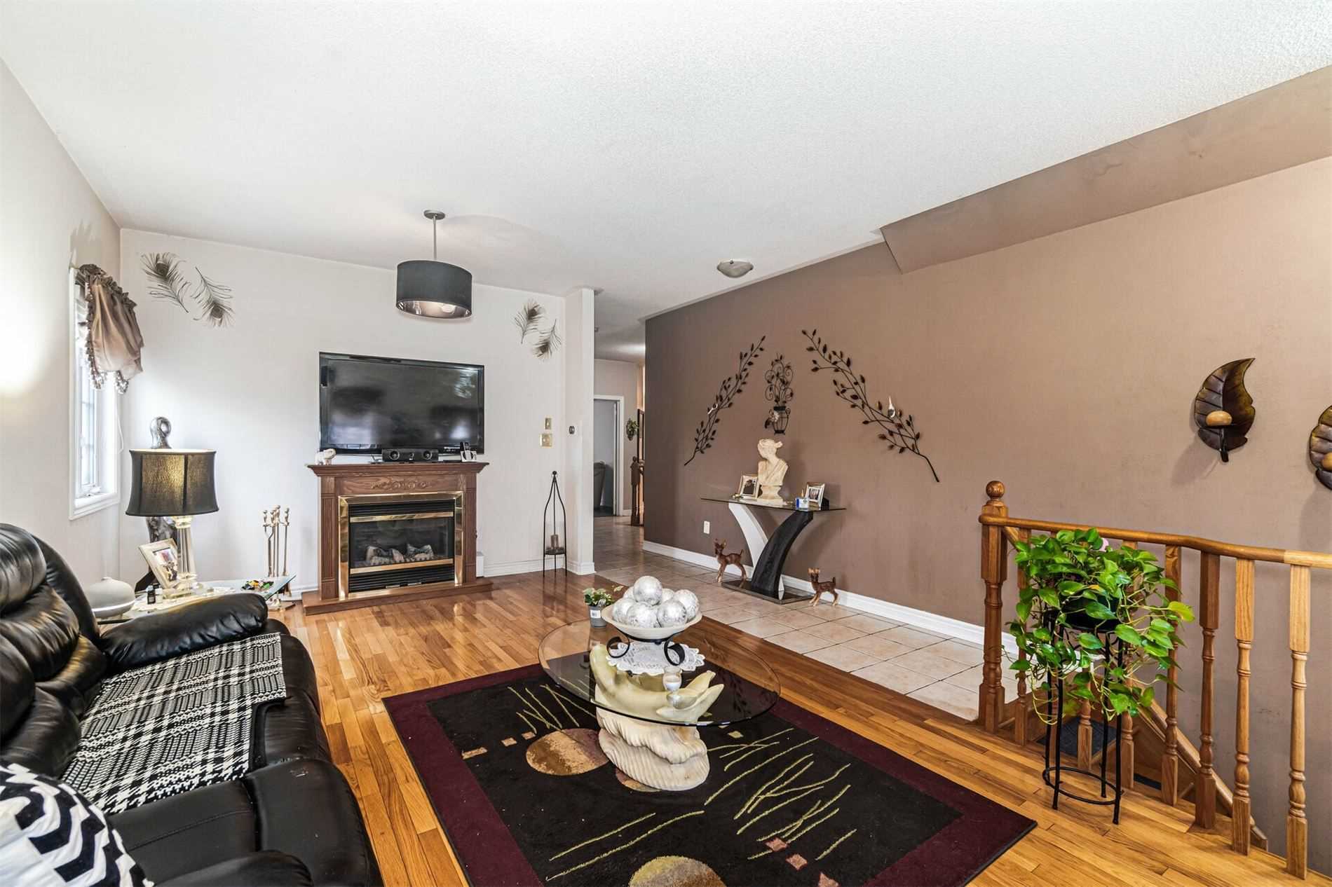 Listing W5877723 - Large Photo # 7