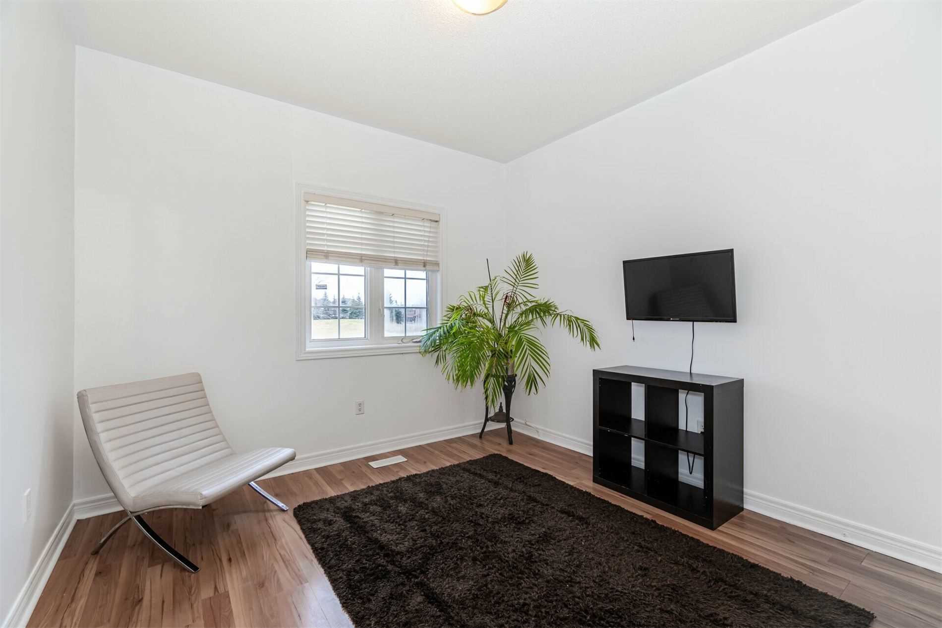 Listing W5877723 - Large Photo # 17