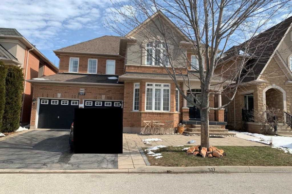 307 Burloak Dr, Oakville