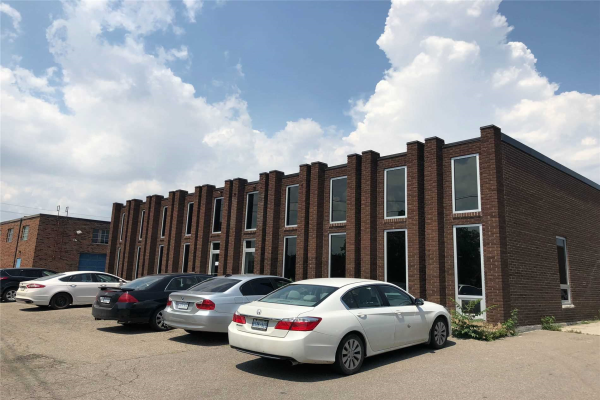 5435 Maingate Dr, Mississauga
