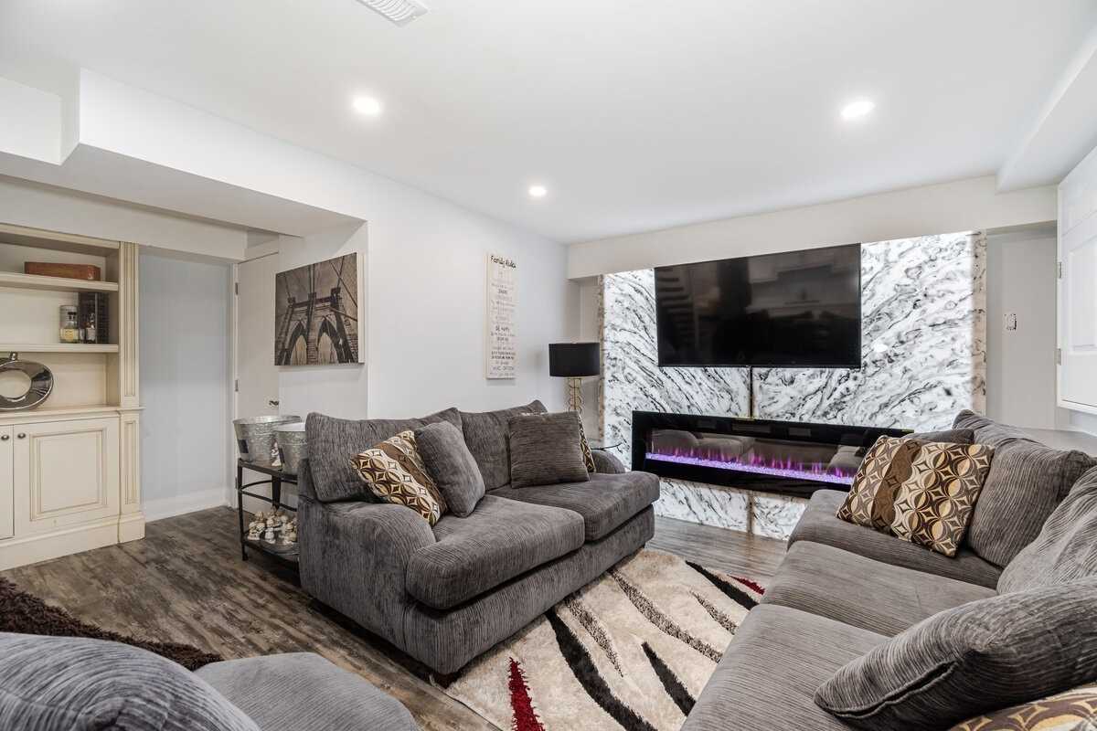 Listing W5878163 - Large Photo # 35
