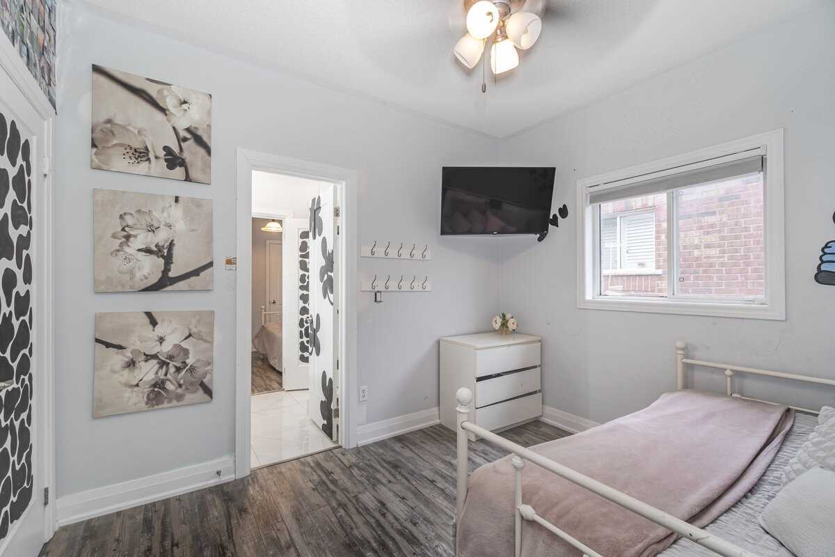 Listing W5878163 - Large Photo # 30