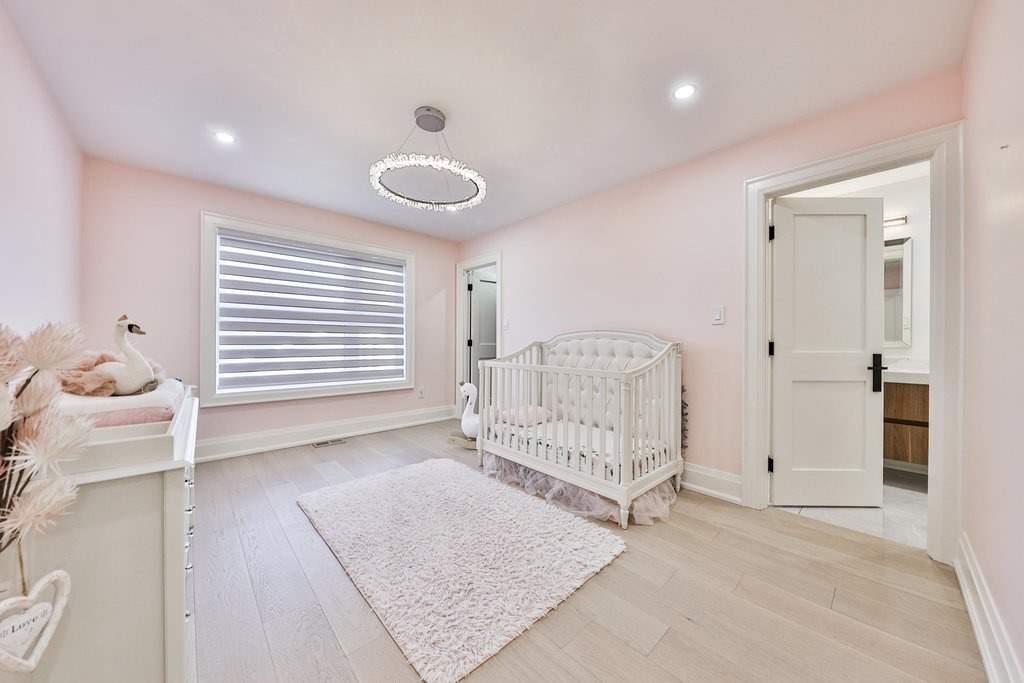 246 Edenbridge Dr