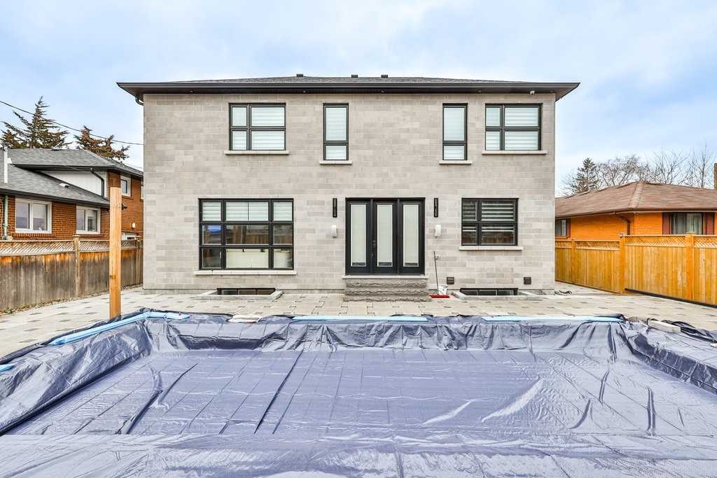 246 Edenbridge Dr