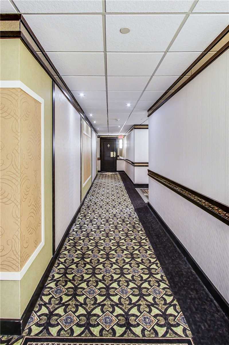Listing W5878292 - Large Photo # 7