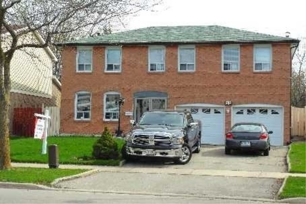 32 Mikado Cres, Brampton