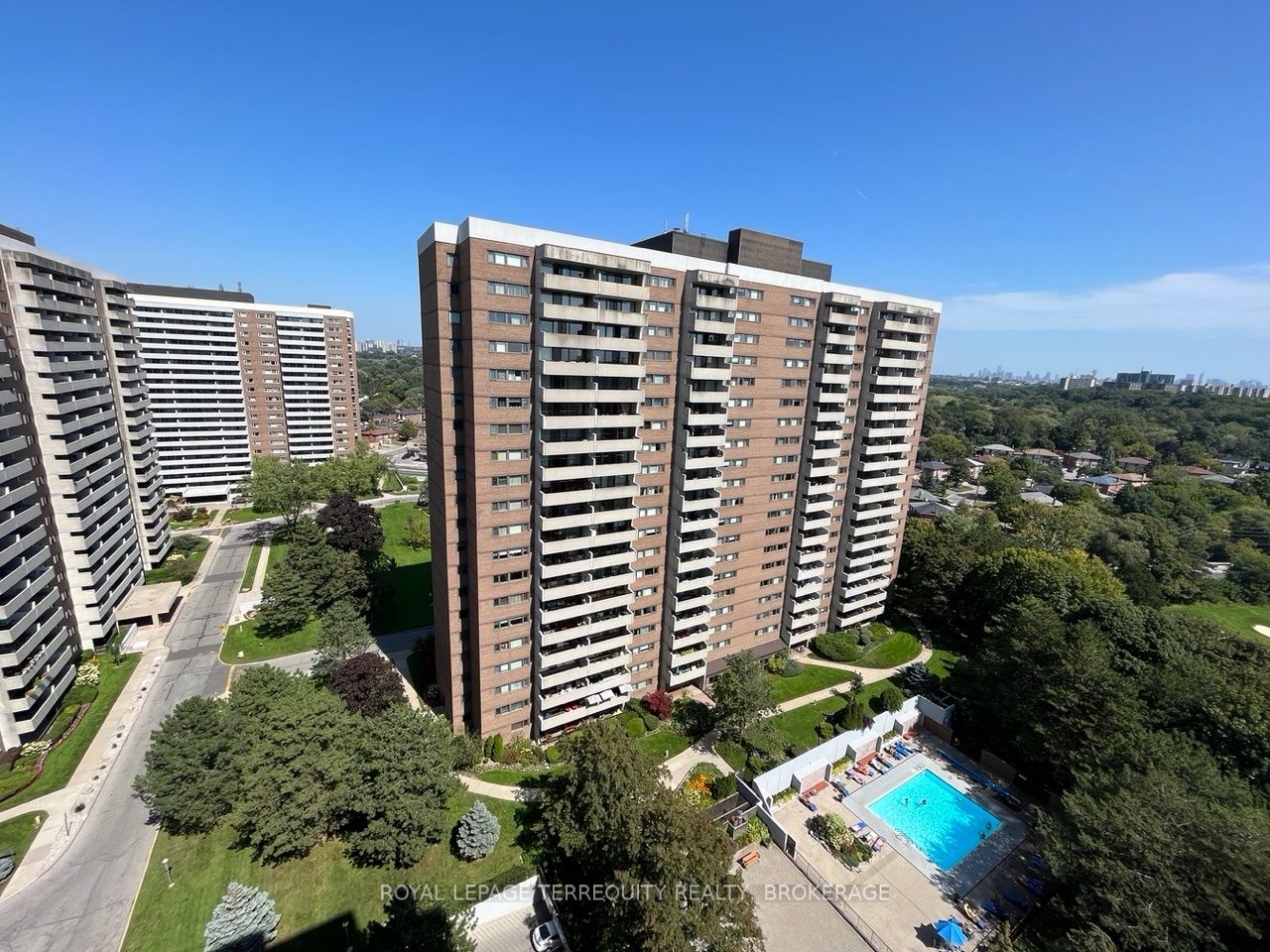 240 Scarlett Rd, #1710