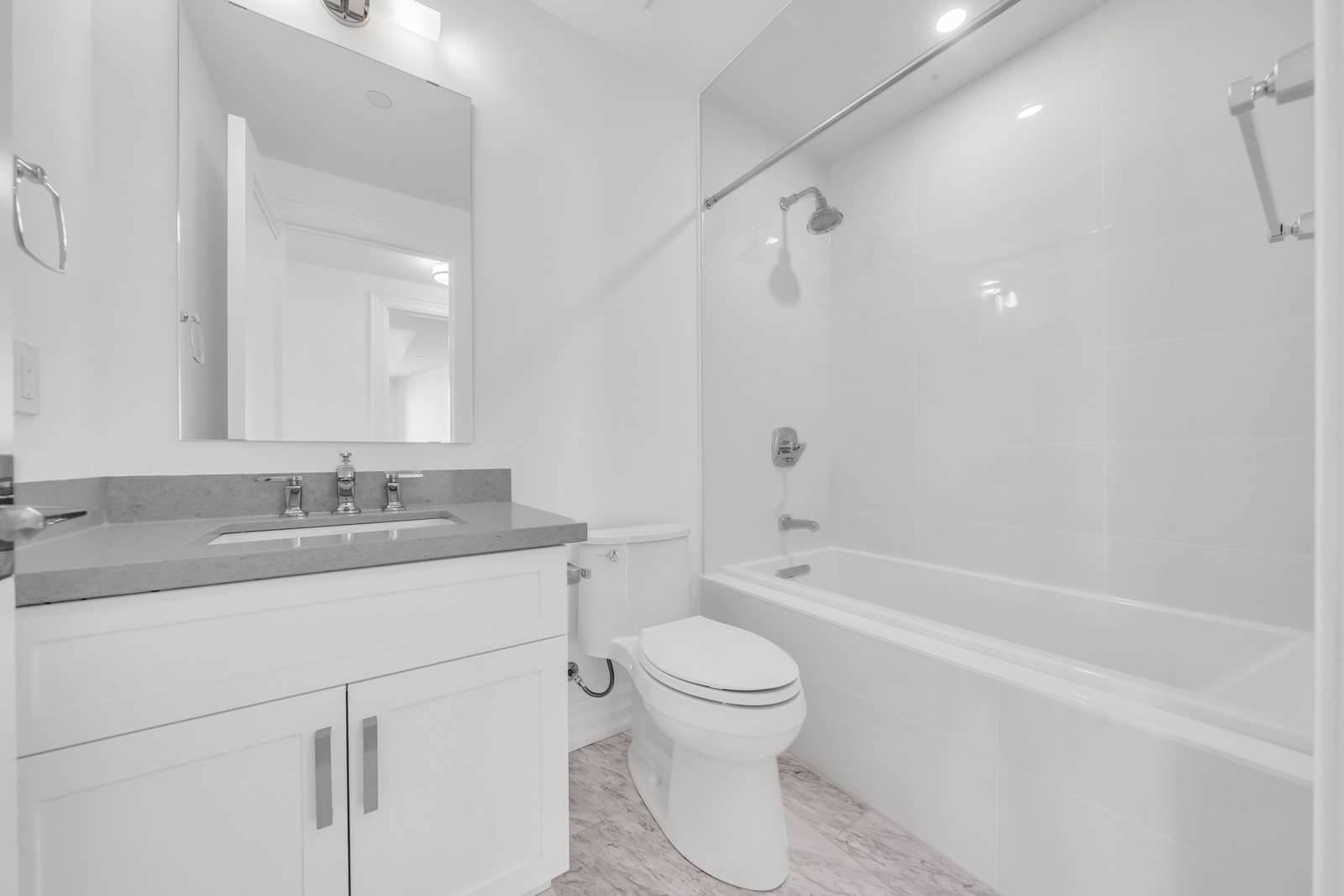 Listing W5878809 - Large Photo # 17