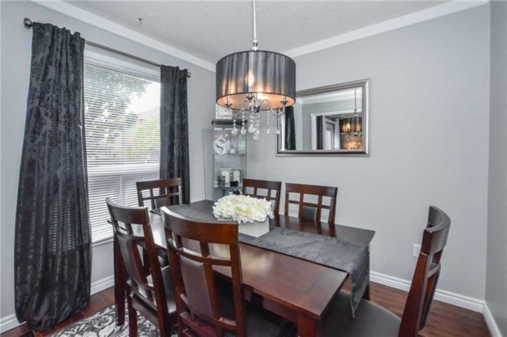 29 Stanwell Dr