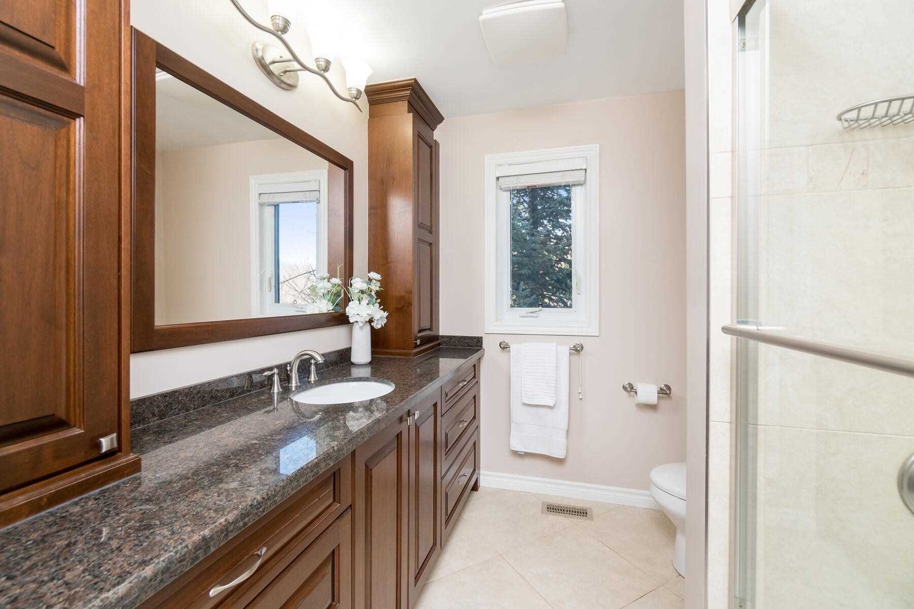 Listing W5878853 - Large Photo # 30