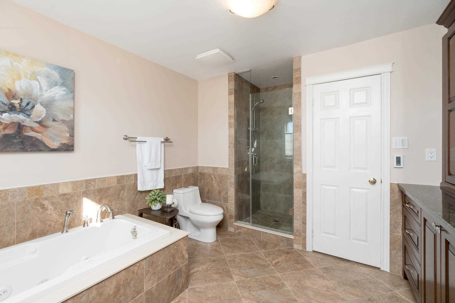 Listing W5878853 - Large Photo # 25