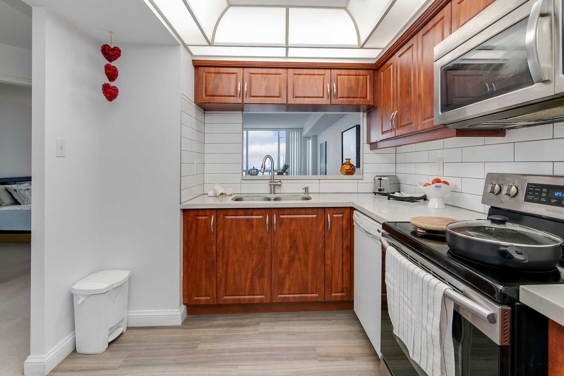 Listing W5878954 - Large Photo # 10