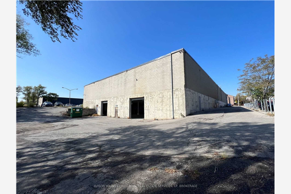 1024 Dundas St E, Mississauga