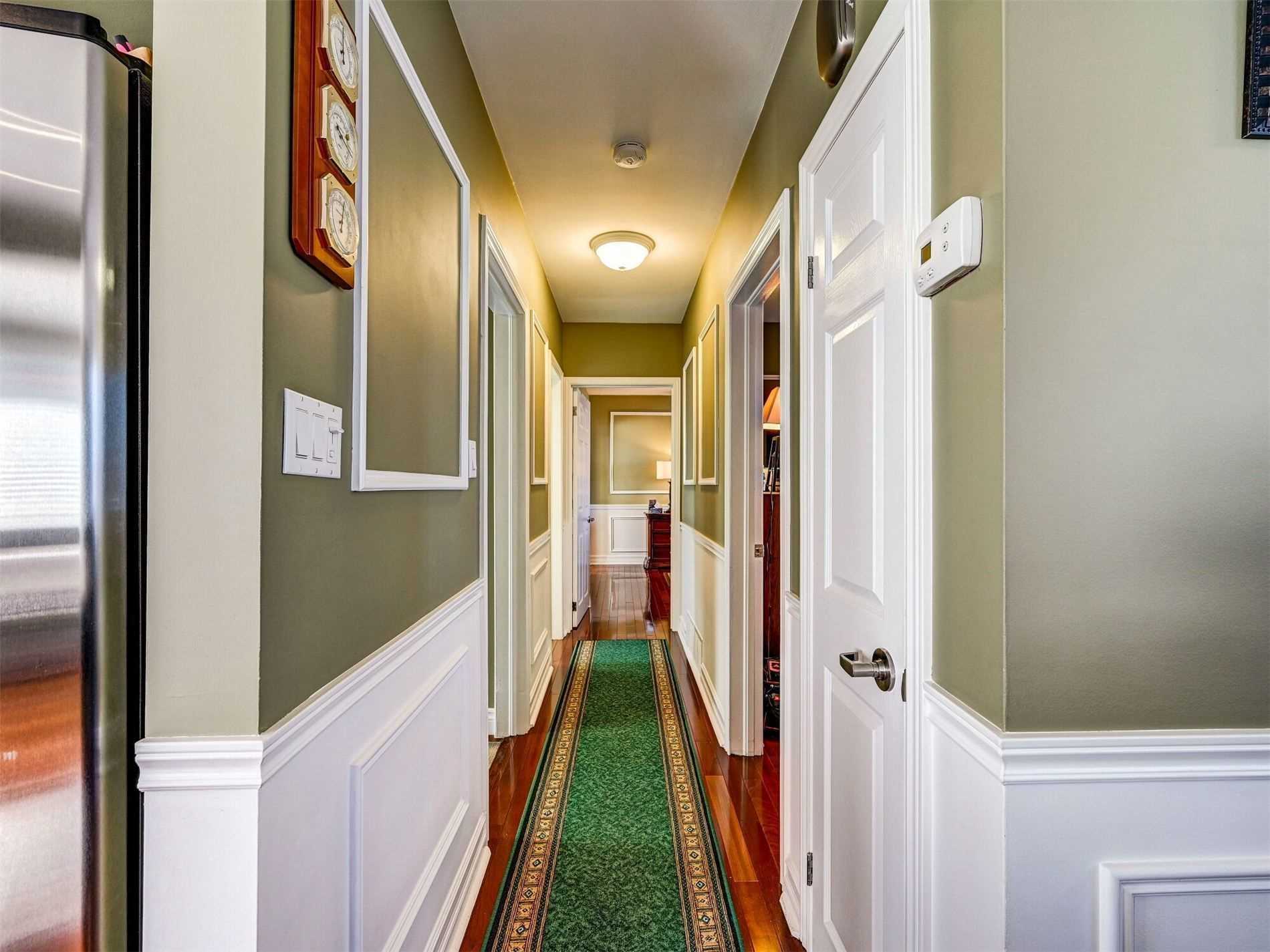 Listing W5878993 - Large Photo # 12