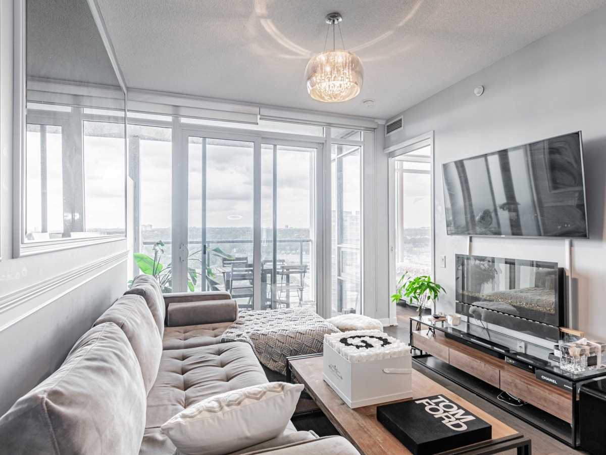 88 Park Lawn Rd, #2212