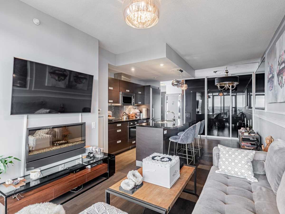 88 Park Lawn Rd, #2212