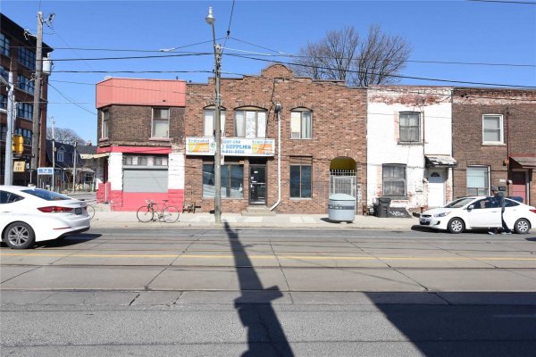 2148 Dundas St W, Toronto
