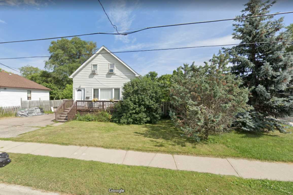900 Fourth St, Mississauga