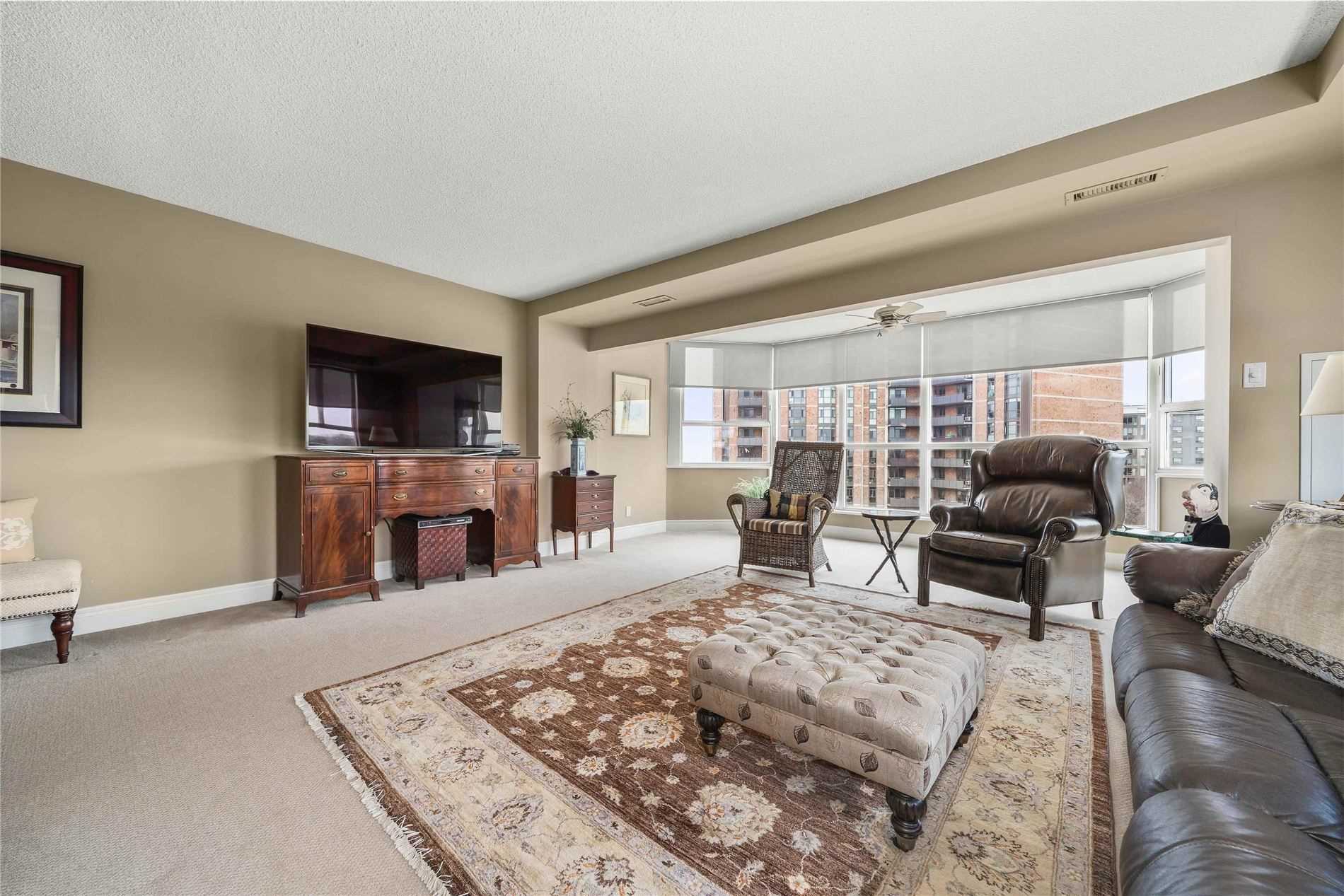 5280 Lakeshore Road, #801