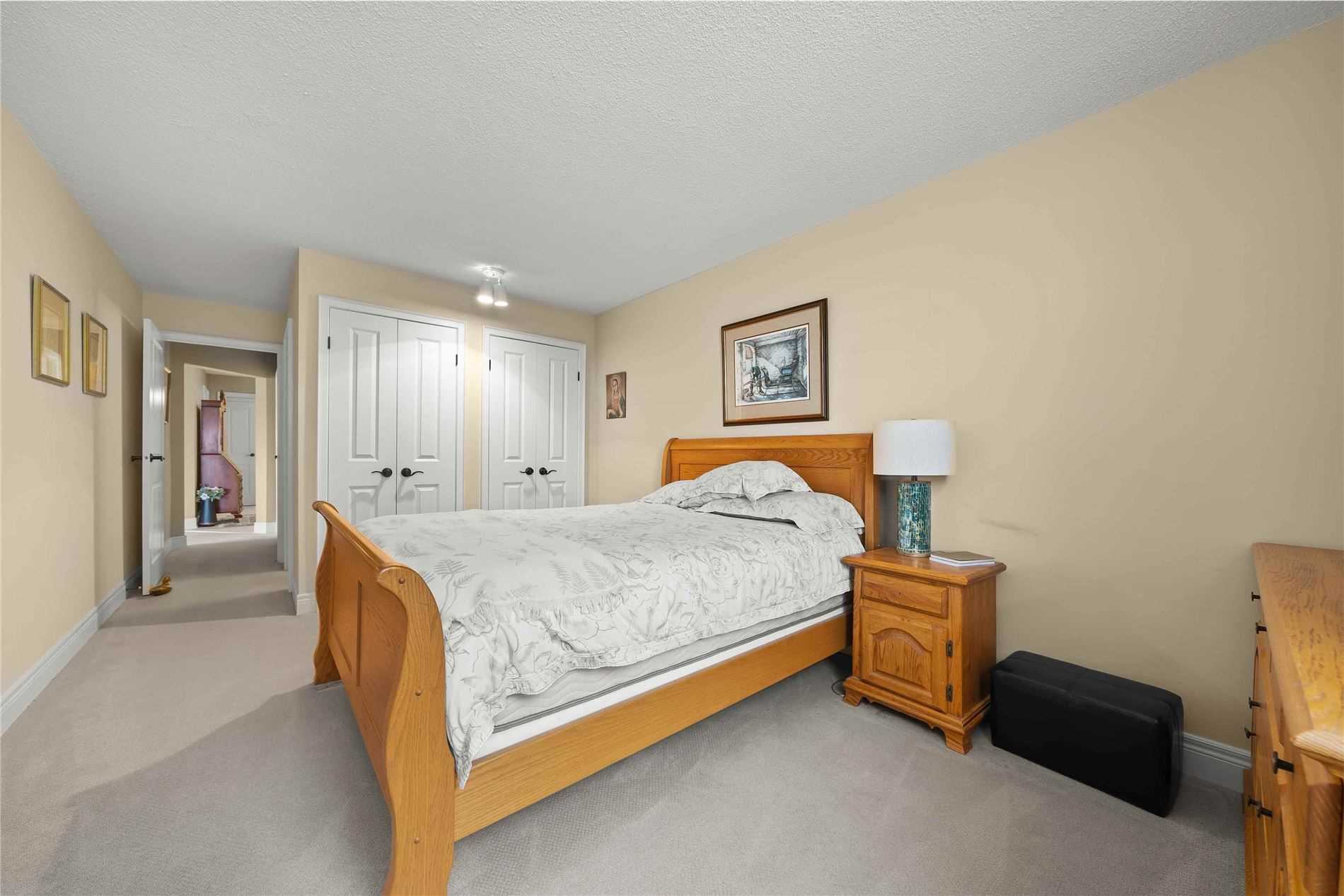 5280 Lakeshore Road, #801