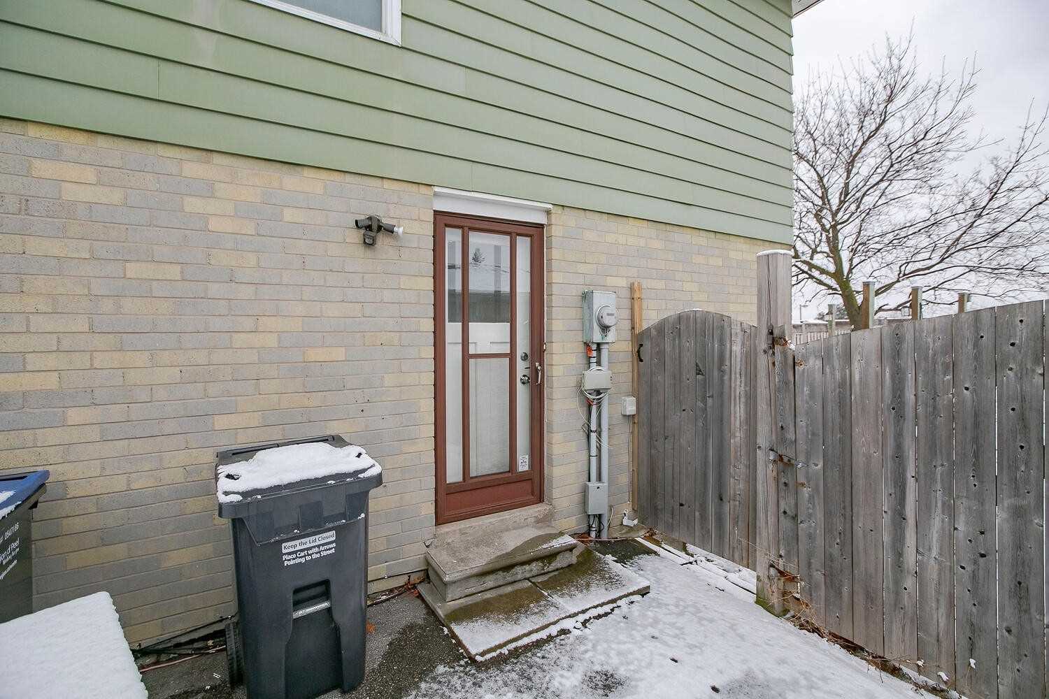 Listing W5879403 - Large Photo # 3