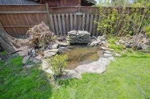23 Pleasantview Avenue