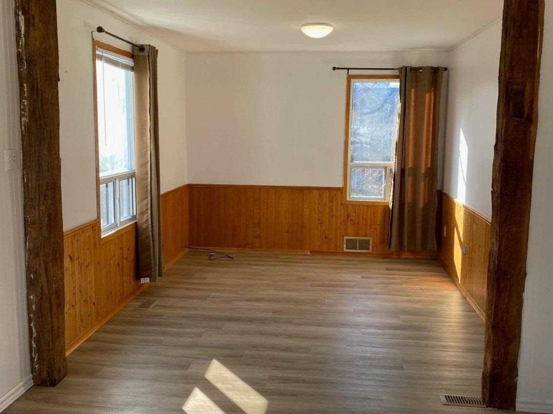 23 Pleasantview Avenue