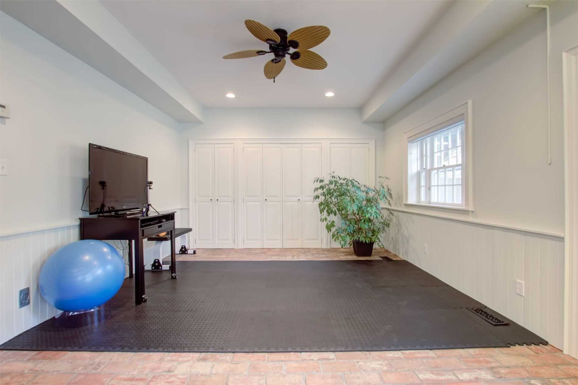 Listing W5879836 - Large Photo # 31
