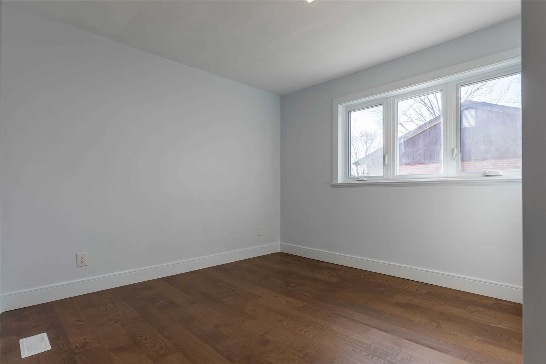 Listing W5879841 - Large Photo # 19