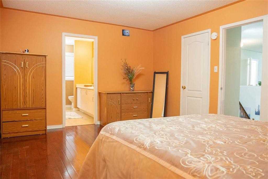 14 Trumpet Valley Blvd